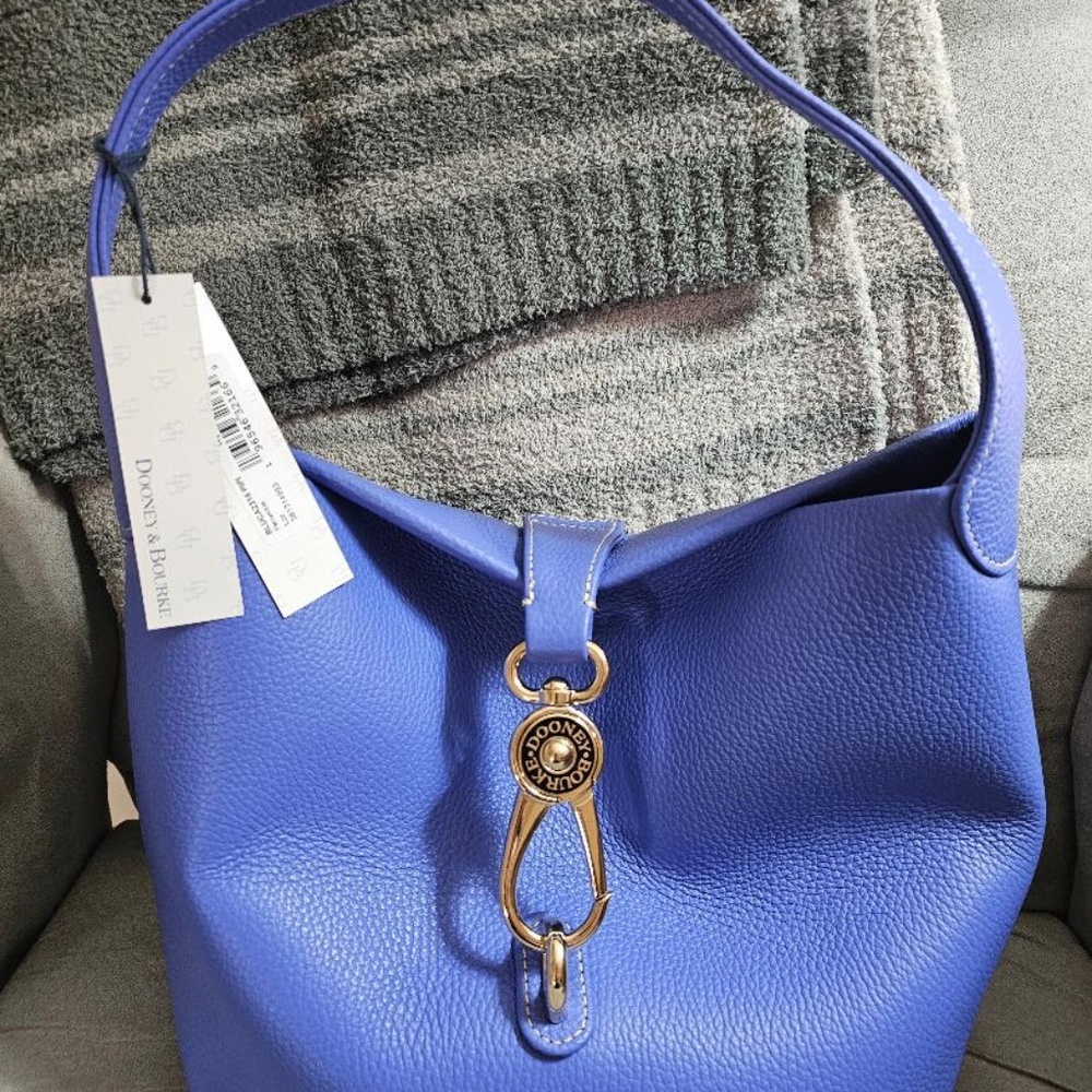 NWT DOONEY & BOURKE  LOGO LOCK HOBO PURSE